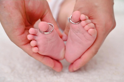 借卵生子机构孕妇32周检查什么